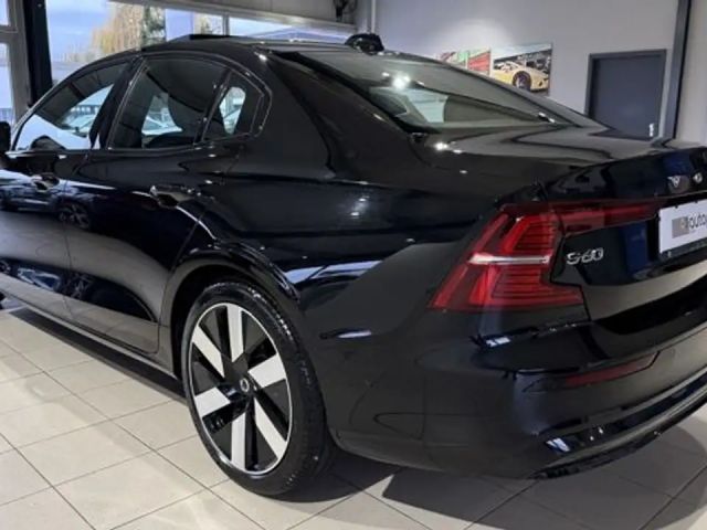 Volvo S60 AWD Dark Recharge Ultimate