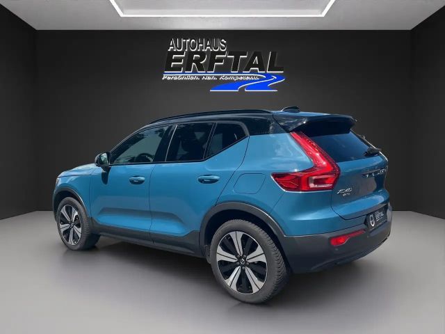 Volvo XC40 AWD Plus Recharge Twin Engine