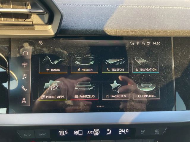 Audi A3 Hybride S-Line Sedan