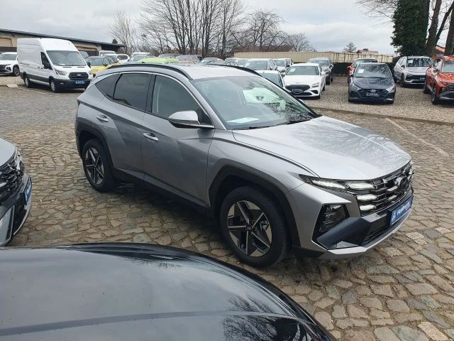 Hyundai Tucson 2WD Hybrid