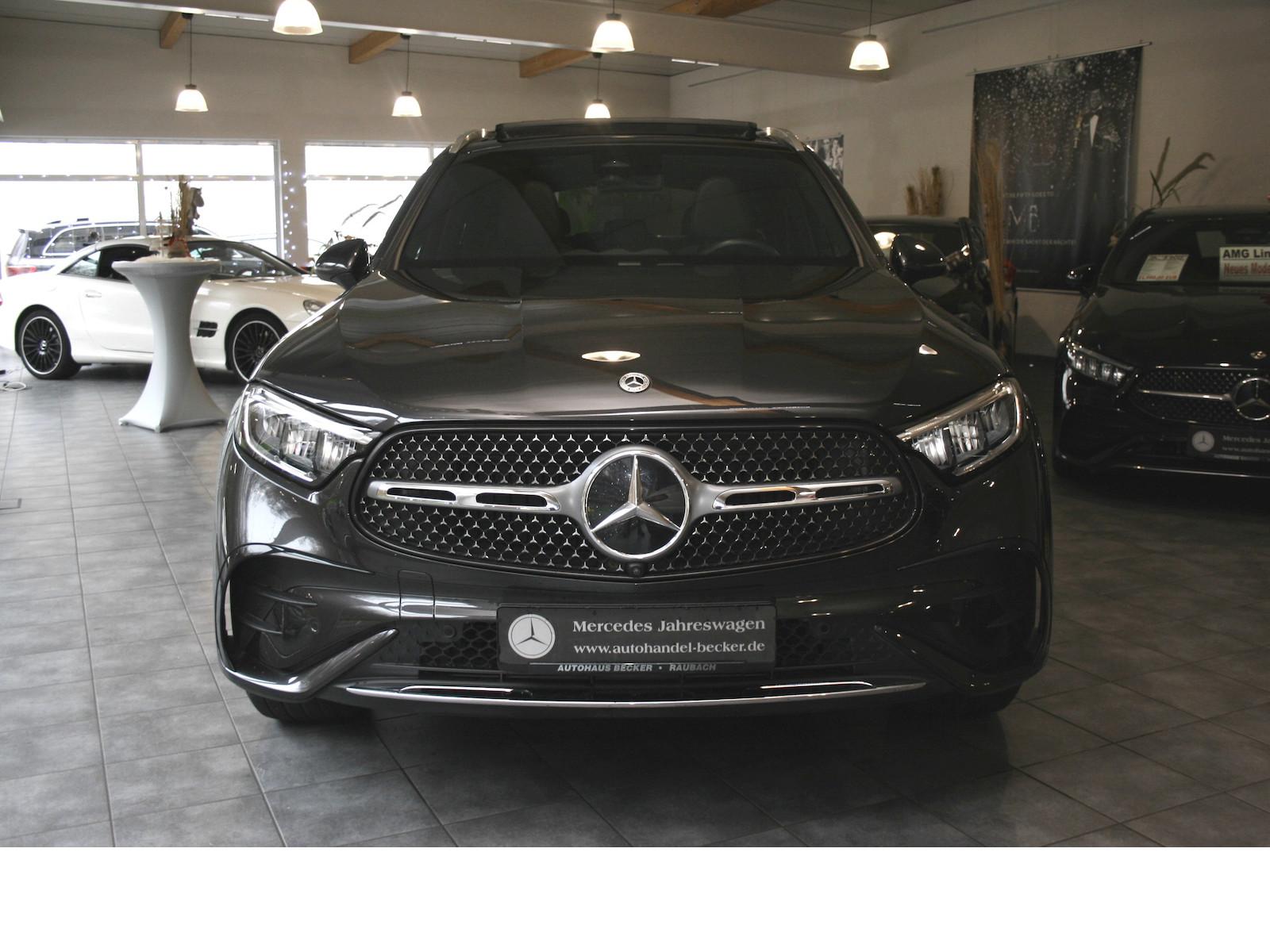 Mercedes-Benz GLC 300 4MATIC AMG Line