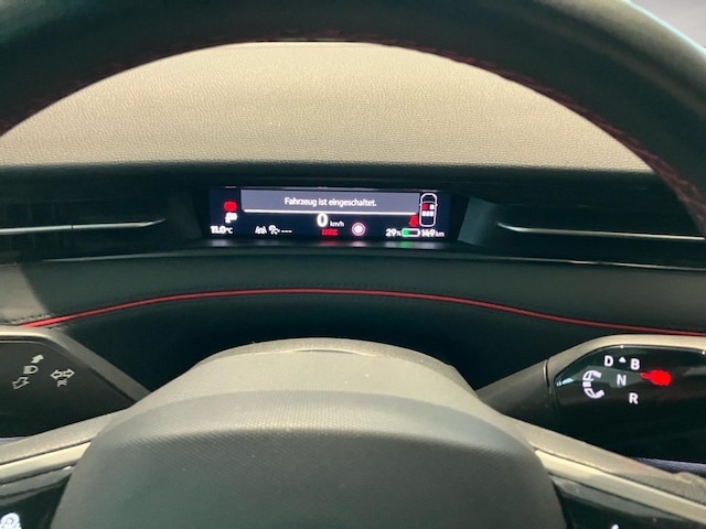 Volkswagen ID.7 340PS 4M NP.80T ACC.5J-G.WÄRMEPUMPE.AHK.AREA-VIEW.NAVI.HARMAN.HUD.LED