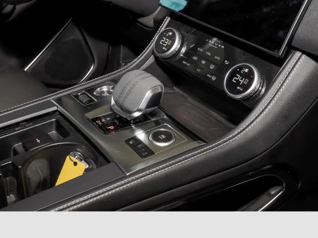 Jaguar F-Pace AWD D200 R-Dynamic