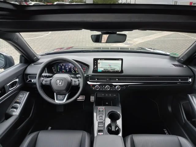 Honda Civic Advance e:HEV