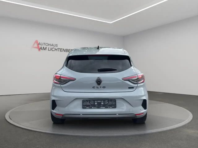 Renault Clio Alpine E-Tech Esprit