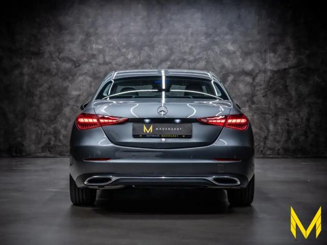 Mercedes-Benz C 200 AVANTGARDE Sedan