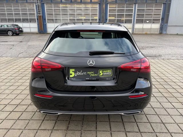 Mercedes-Benz A 180 LENKRADHEIZUNG LED HP KAMERA