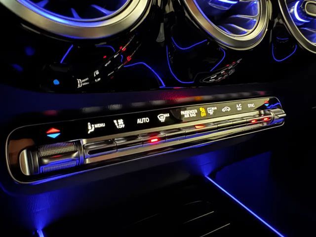 Mercedes-Benz GLA 200 AMG Line