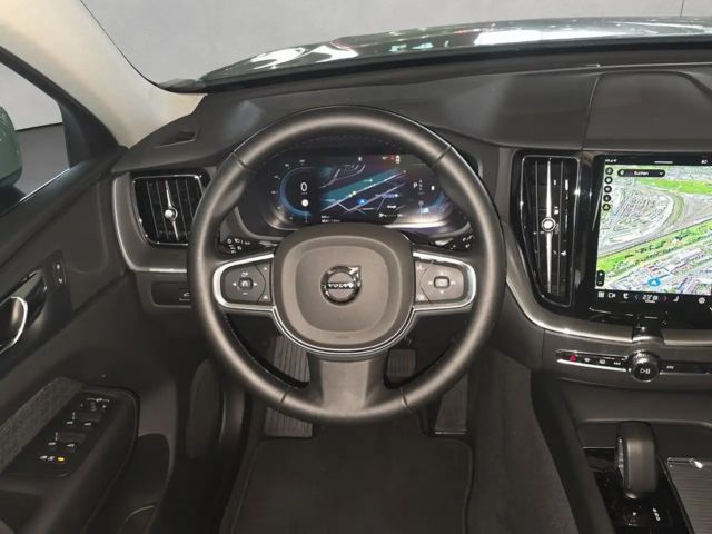 Volvo XC60 AWD Core