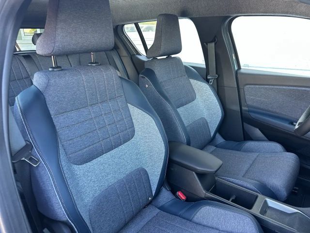 Renault 4 Comfort E-Tech Techno