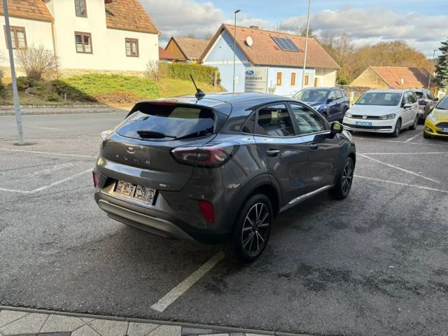 Ford Puma EcoBoost Titanium