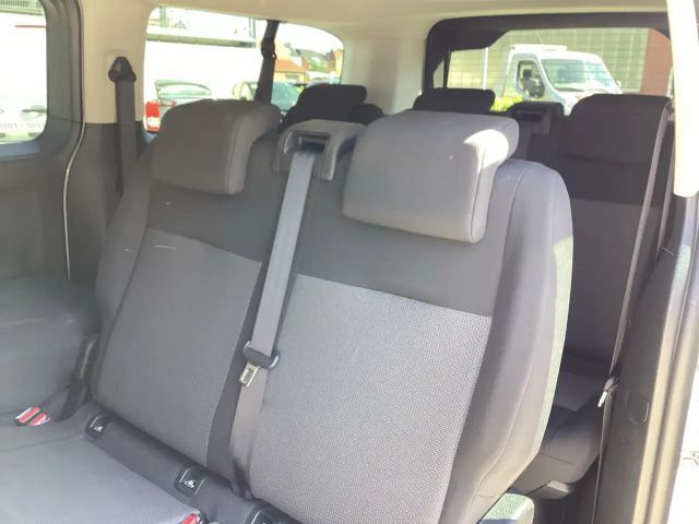 Opel Zafira Life Edition