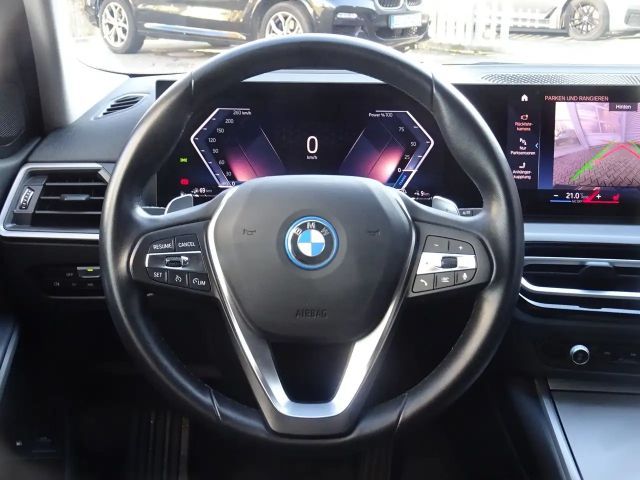 BMW 320 320e Touring