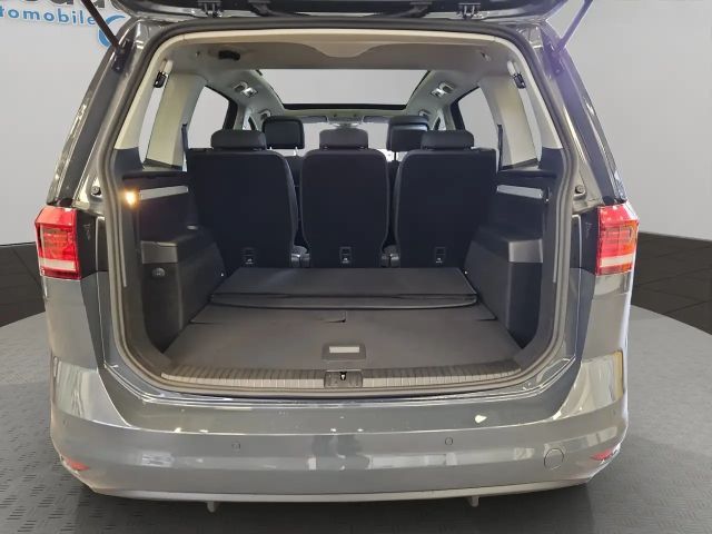 Volkswagen Touran 1.5 TSI Highline Style
