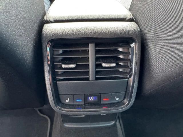 Skoda Octavia 1.5 TSI Ambition Clever Combi