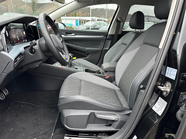 Volkswagen Golf 1.5 TSI Golf VIII Plus Variant