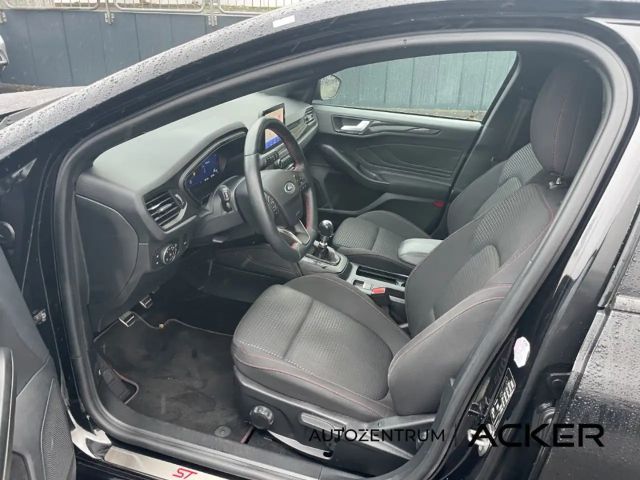 Ford Focus EcoBoost ST Line Wagon