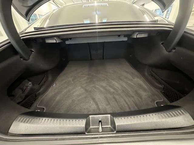 Mercedes-Benz CLA 200 AMG Line Coupé