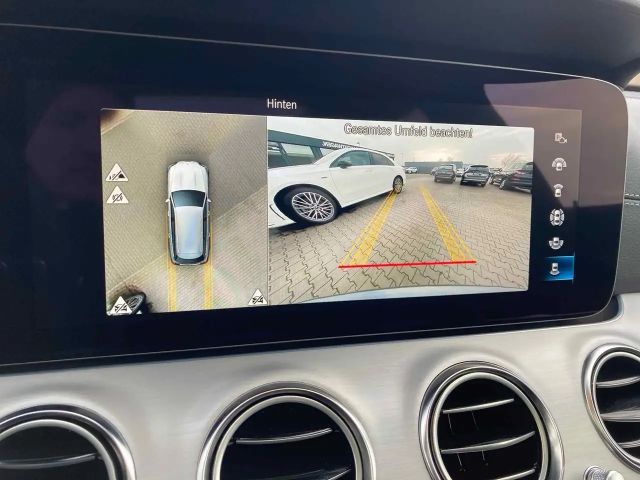 Mercedes-Benz E 220 AVANTGARDE E 220 d Estate