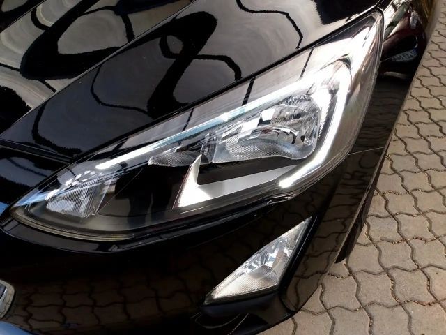 Ford Focus Titanium Wagon