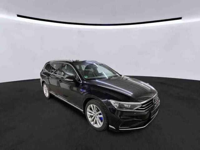 Volkswagen Passat DSG GTE Variant