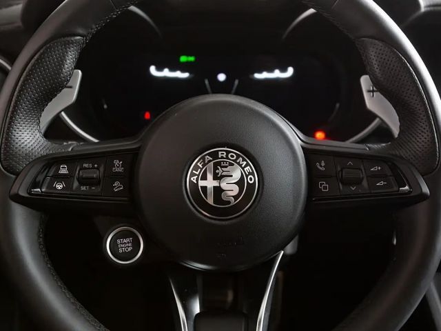 Alfa Romeo Stelvio AT8 Q4