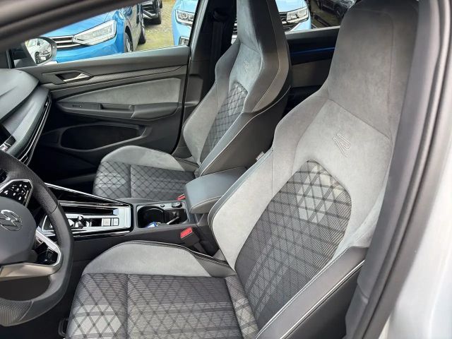 Volkswagen Golf DSG R-Line Variant