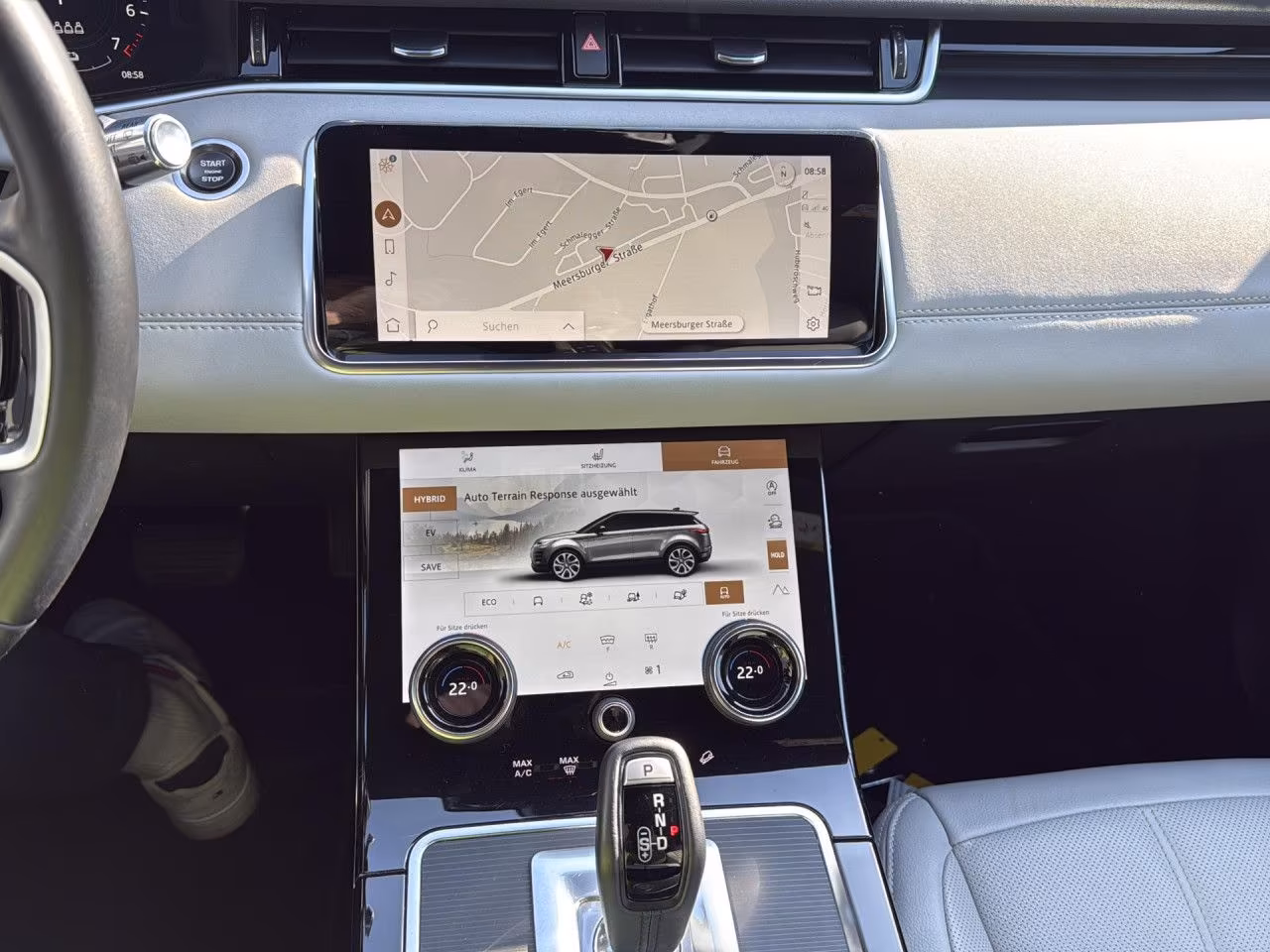 Land Rover Range Rover Evoque P300e SE