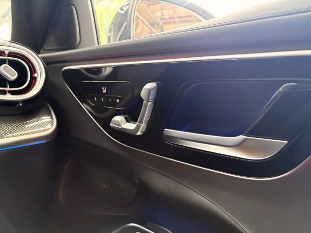 Mercedes-Benz C 220 AMG Line C 220 d Sedan