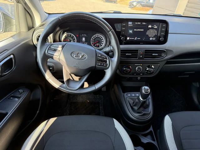 Hyundai i10 1.0