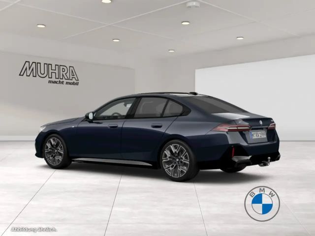 BMW 520 520d M-Sport Sedan xDrive