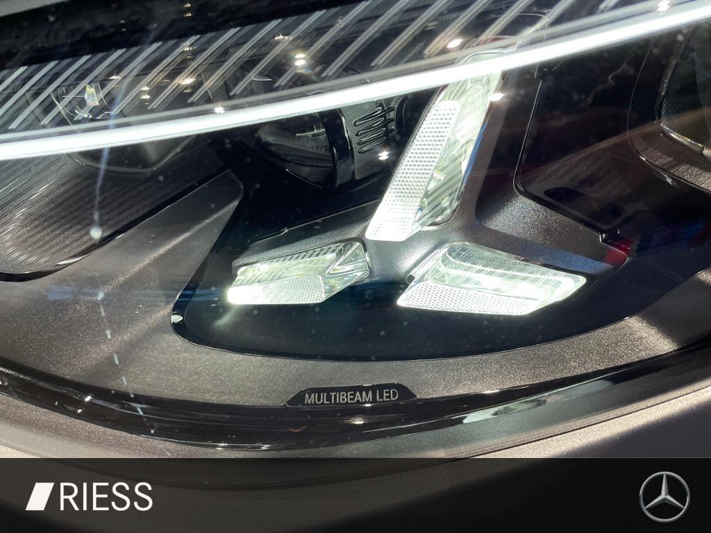 Mercedes-Benz CLA 200 AMG Line