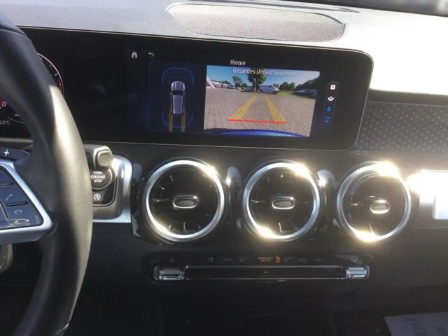 Mercedes-Benz GLB 220 4MATIC Progressive