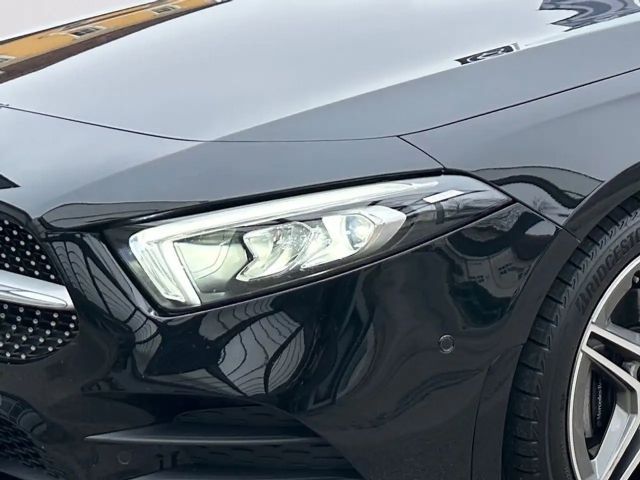 Mercedes-Benz A 200 A 200 d AMG Line