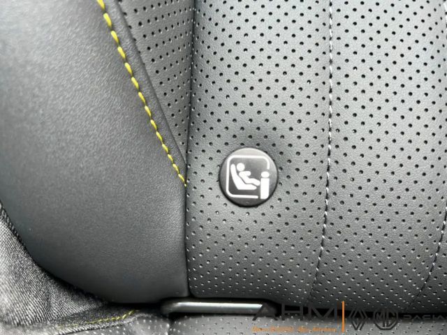 Renault Scenic E-Tech Iconic