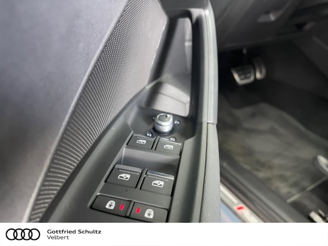 Audi RS3 Quattro S-Tronic Sedan