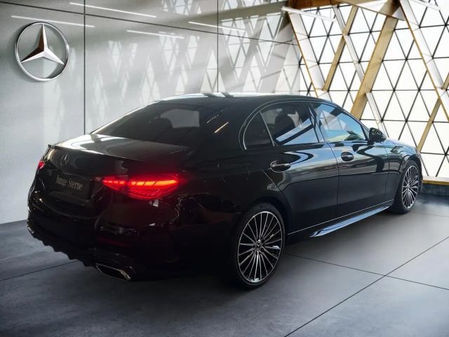 Mercedes-Benz C 180 AMG Line Sedan