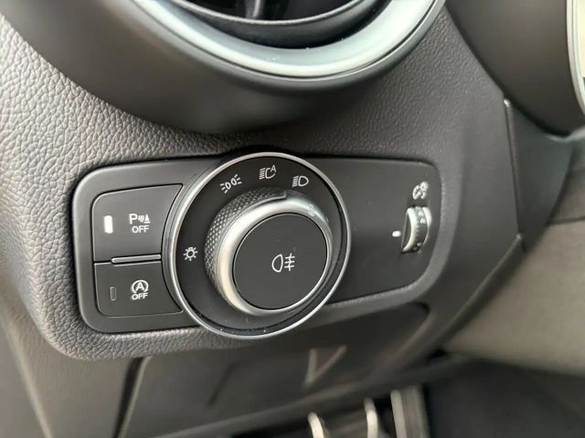 Alfa Romeo Stelvio AT8 Q4