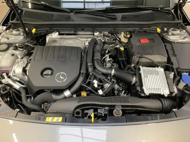 Mercedes-Benz A 200 AMG Line