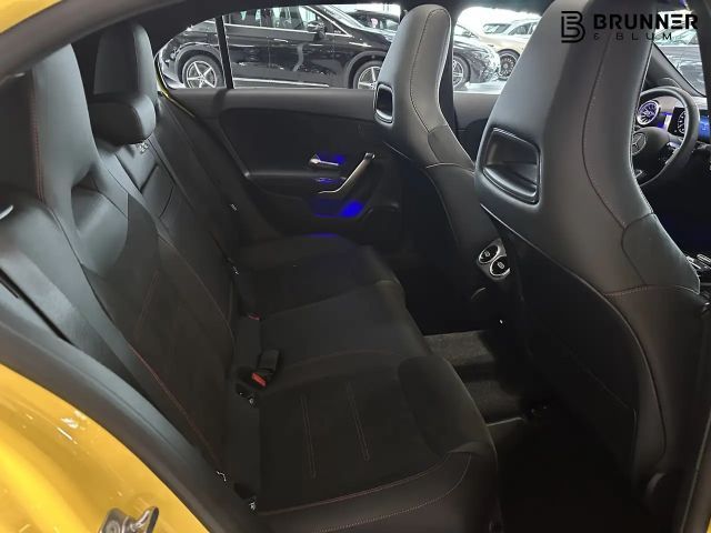 Mercedes-Benz A 220 4MATIC AMG Line