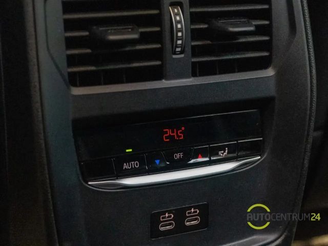 BMW 330 330e M-Sport Sedan