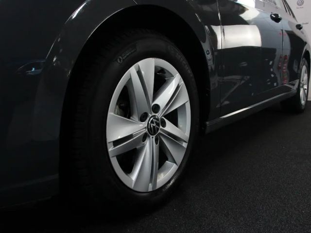 Volkswagen Golf 1.5 TSI Life