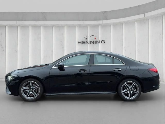 Mercedes-Benz CLA 200 AMG Line Coupé