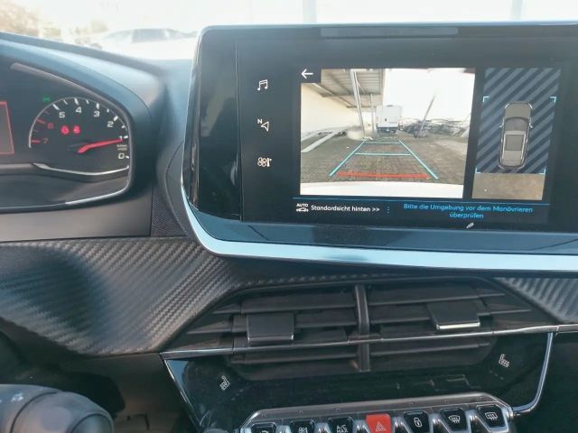 Peugeot 2008 Active Pack EAT8