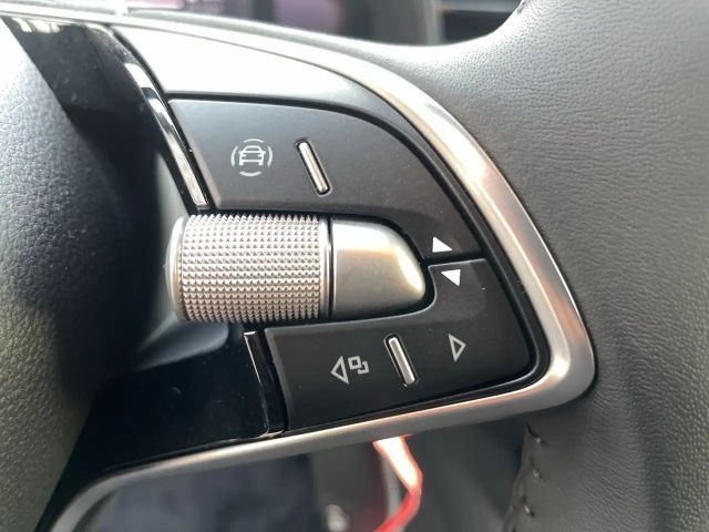 Skoda Kamiq Essence TSI