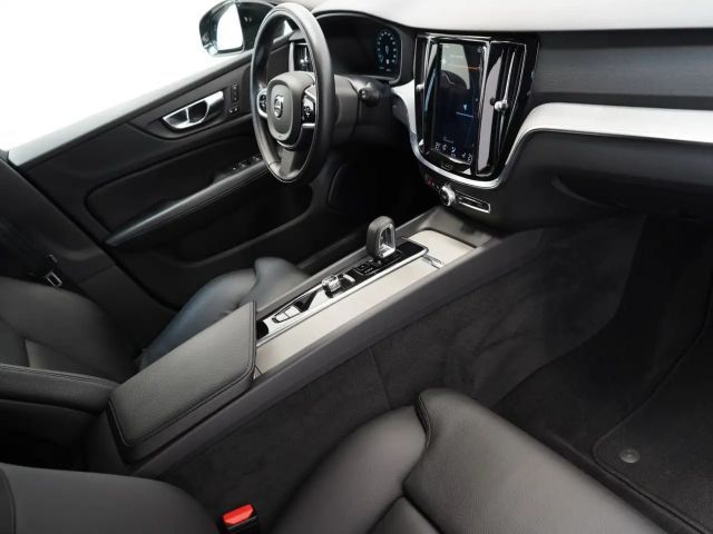 Volvo V60 Cross Country AWD