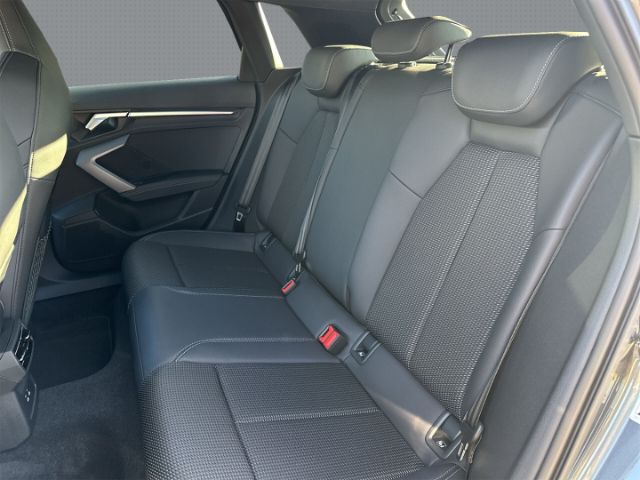 Audi A3 35 TFSI S-Line S-Tronic Sportback