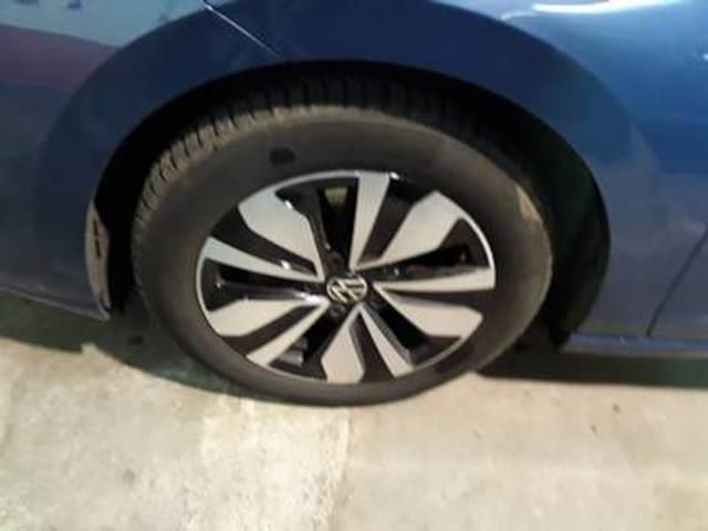 Volkswagen Golf 1.5 eTSI DSG Golf VIII IQ.Drive