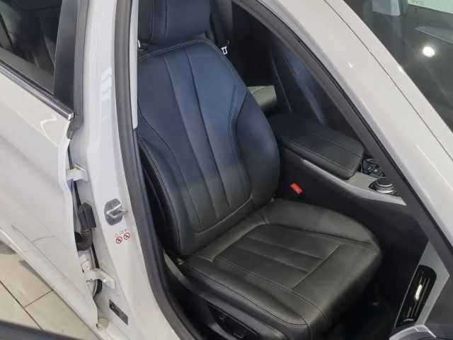 BMW 530 530e Sedan iperformance