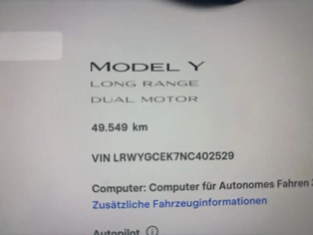 Tesla Model Y AWD Long Range